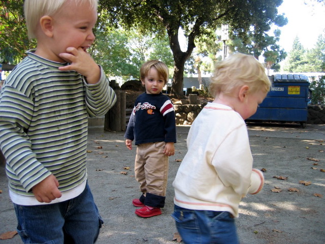 2nd annual mom's group bday party: Yorick, Bogomil & Toby